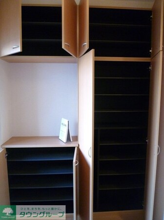 HARRISONS COAT SHIMIZUの物件内観写真